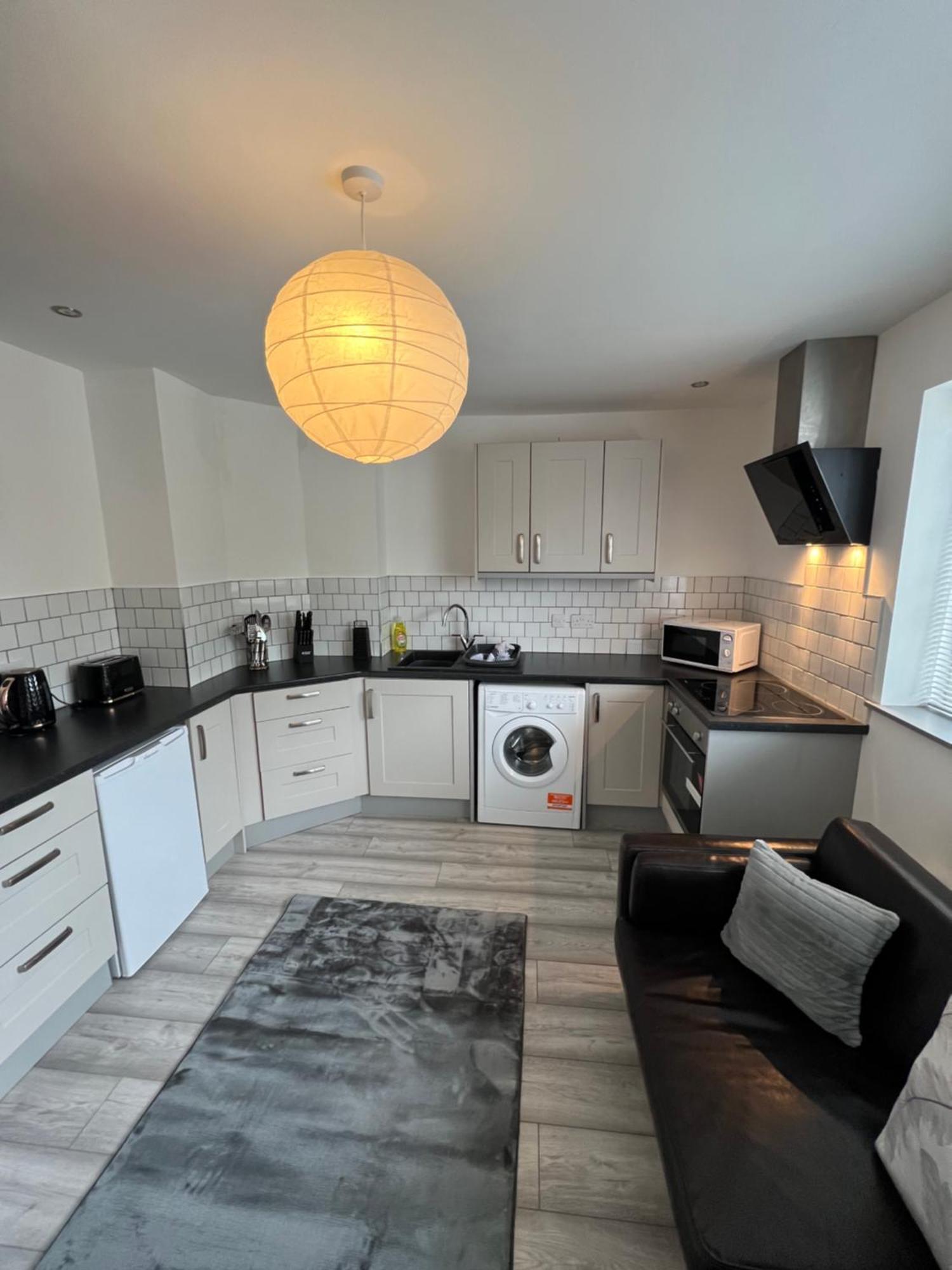 Cosy Modern Apartment Warrington Extérieur photo
