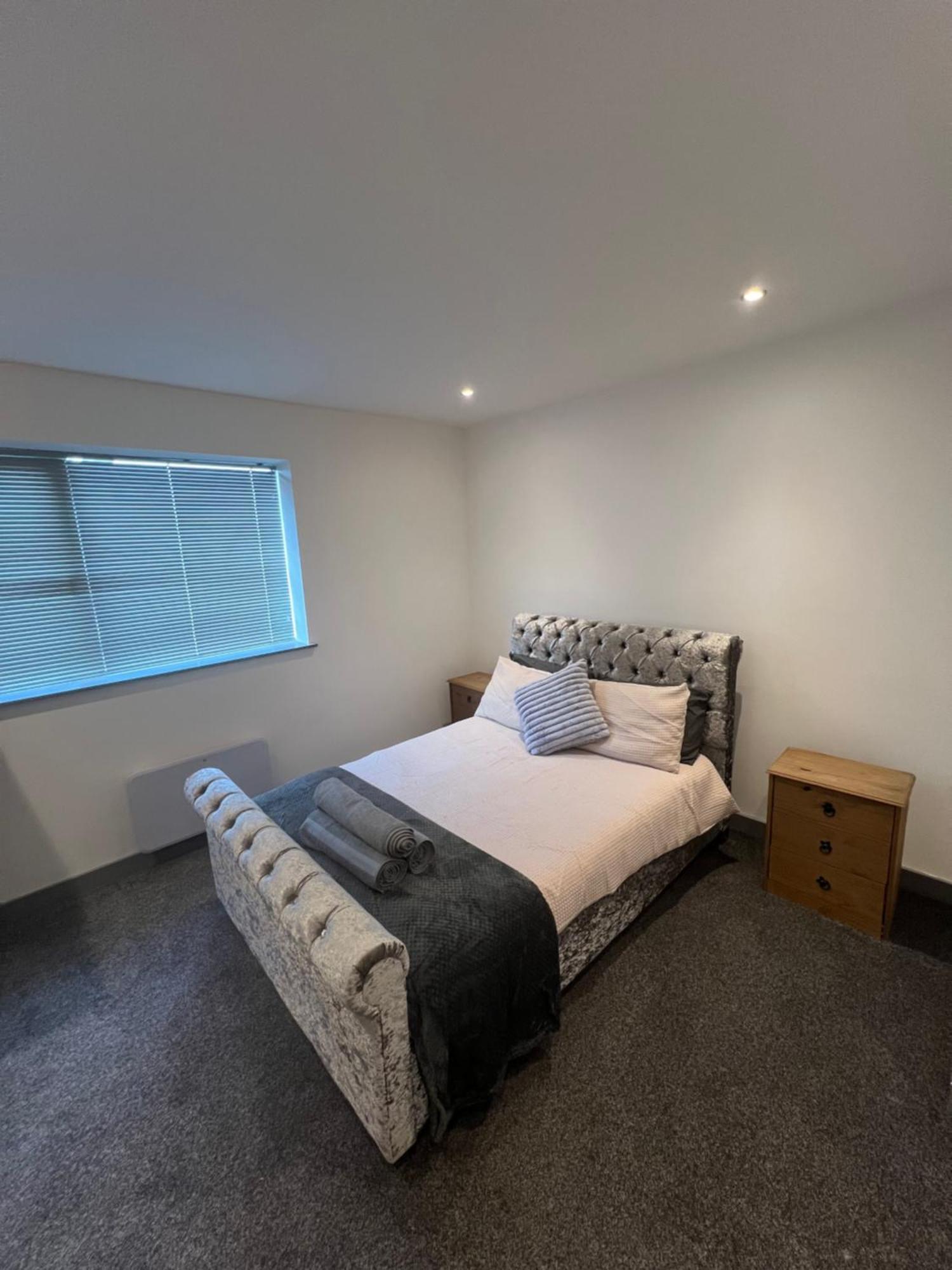 Cosy Modern Apartment Warrington Extérieur photo
